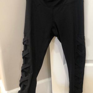 Large Betsy Johnson Black cropped yoga pants.